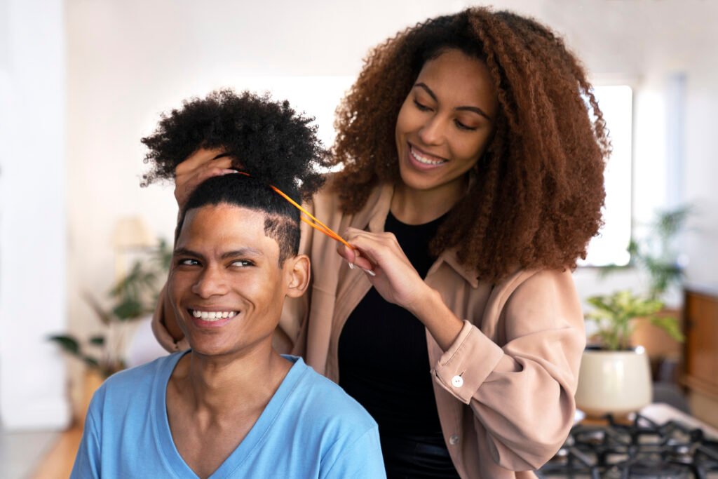 Comment choisir un coiffeur locs certifié pour prendre soin de vos locs ?